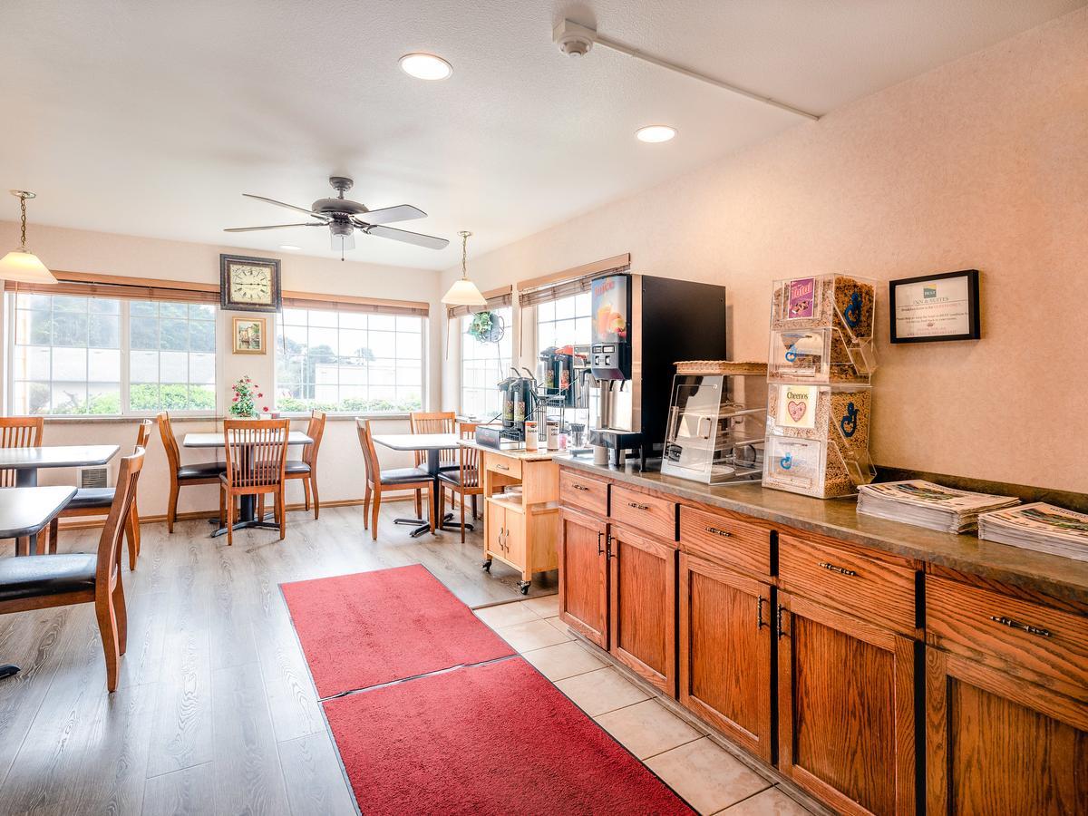 Paradise Inn & Suites At Lincoln City Buitenkant foto