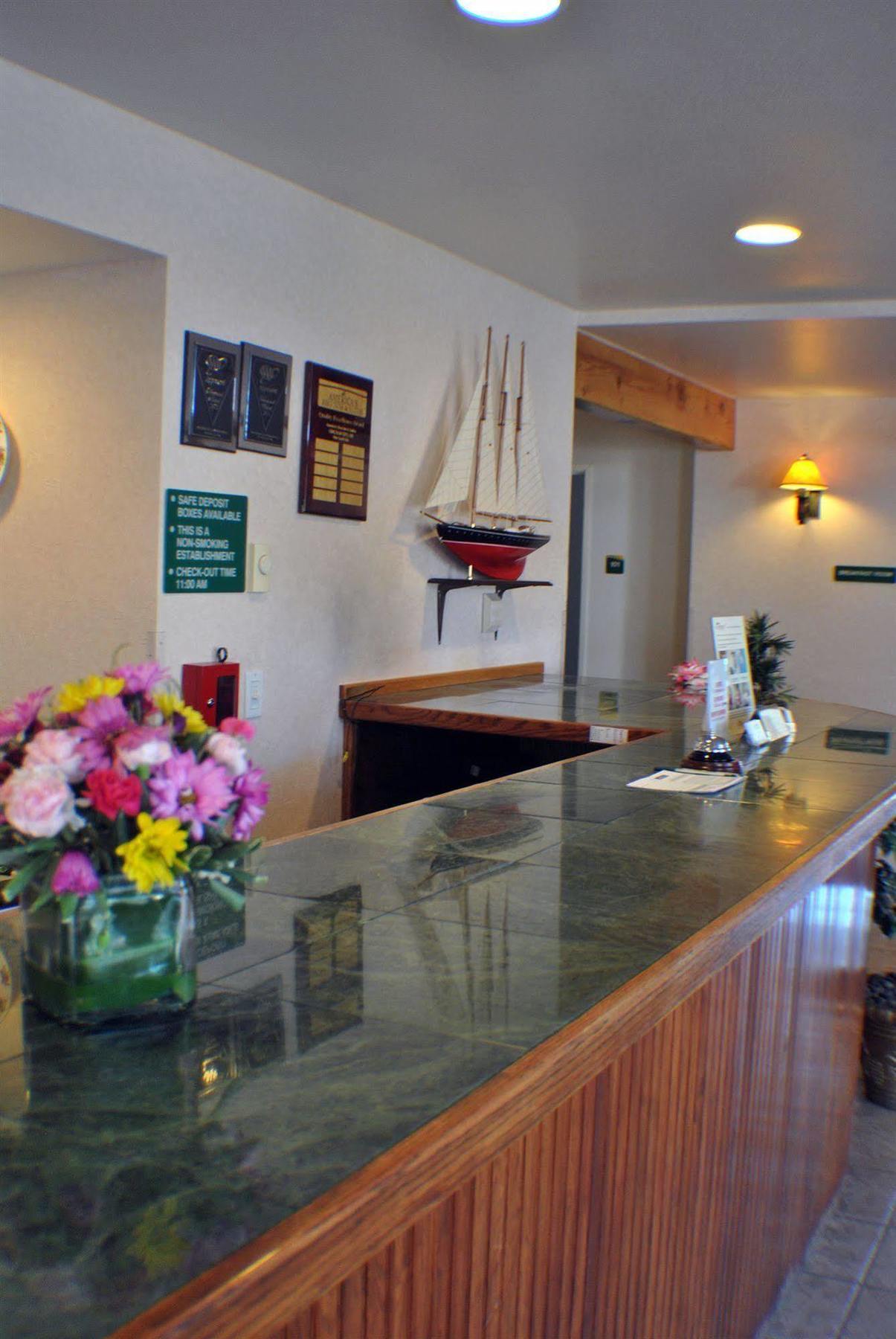 Paradise Inn & Suites At Lincoln City Buitenkant foto